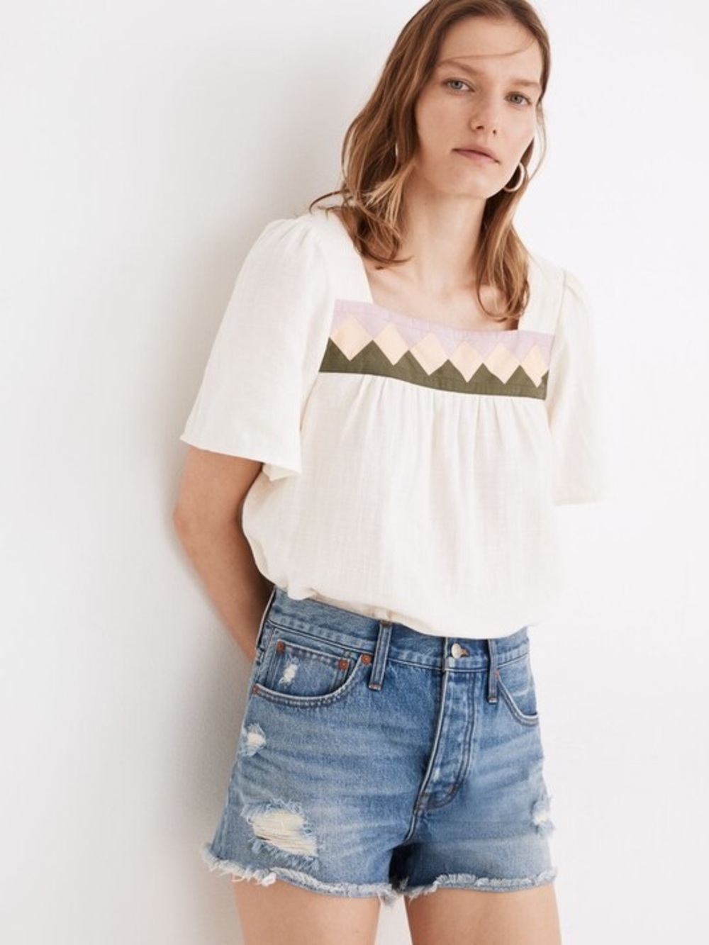 Madewell Relaxed Denim Shorts Size 27 Light Wash Cut Off Raw Style Distressed